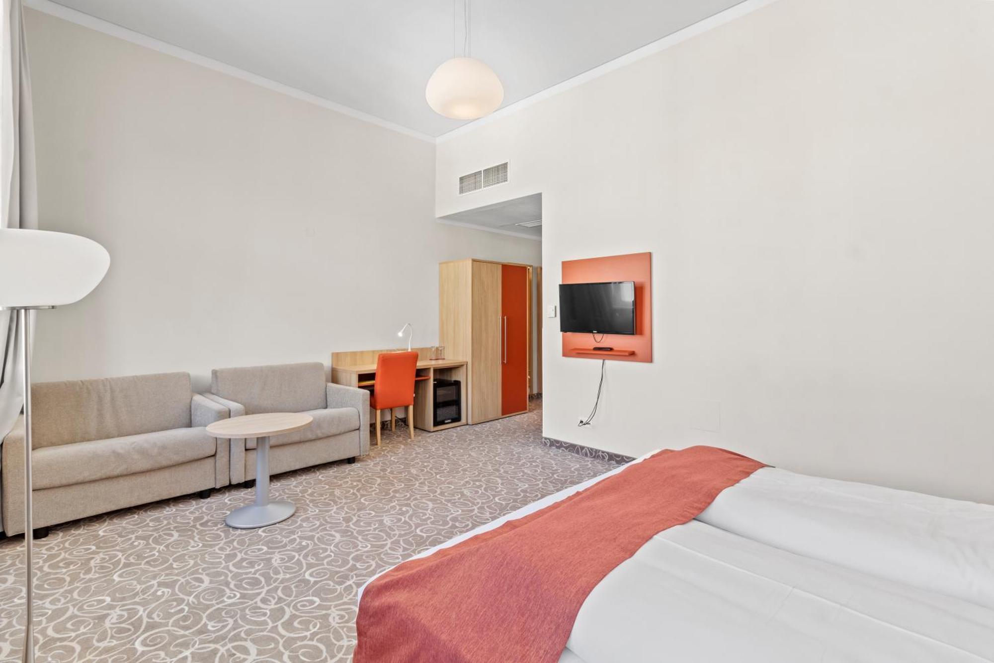 Hotel Schild Виена Екстериор снимка