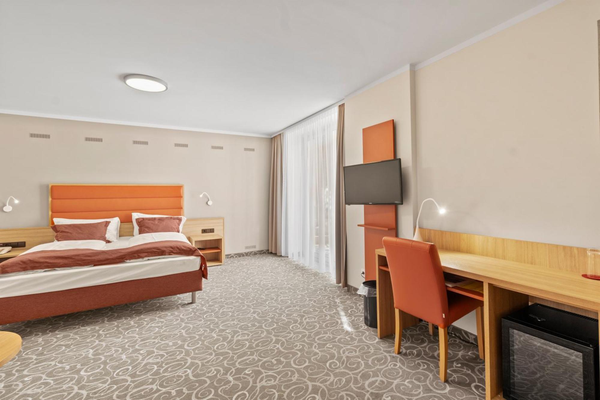 Hotel Schild Виена Екстериор снимка